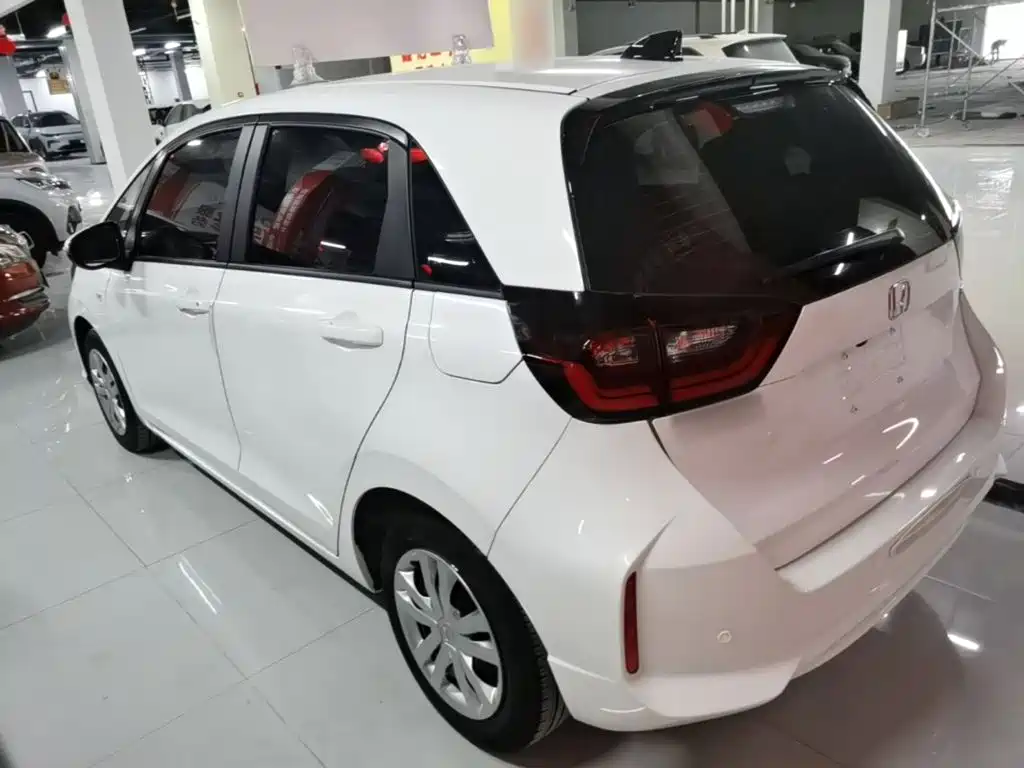 Fit 1.5 L CVT Trend Sport Pro