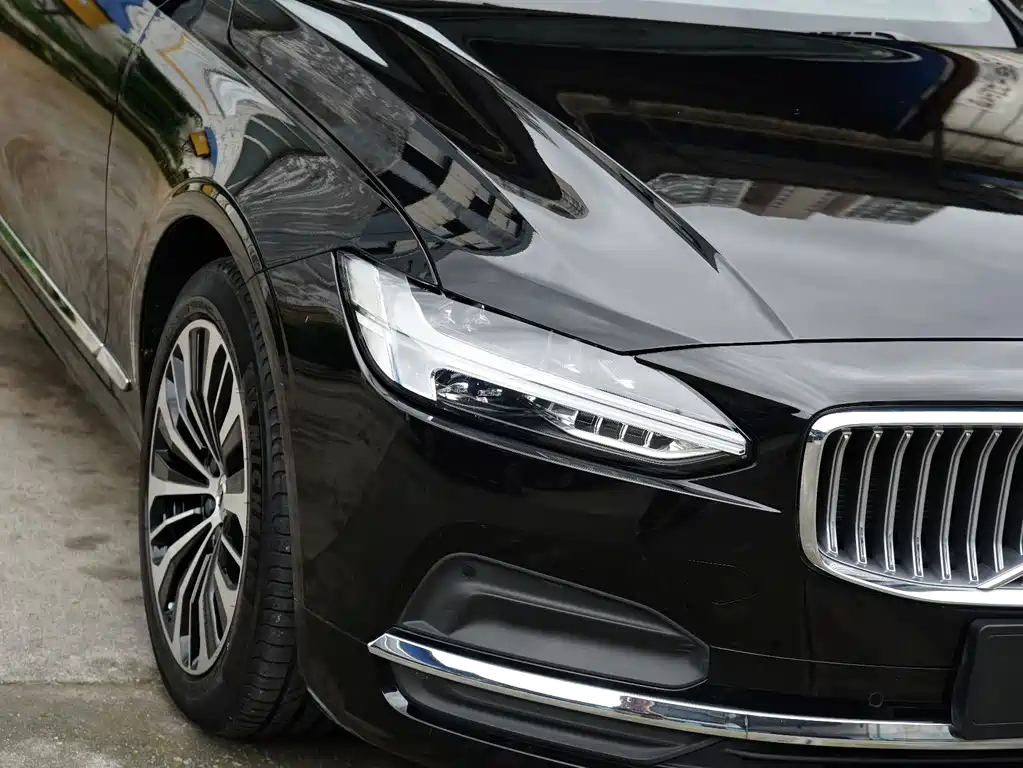 Volvo S90 B5 Smart Ease Luxury