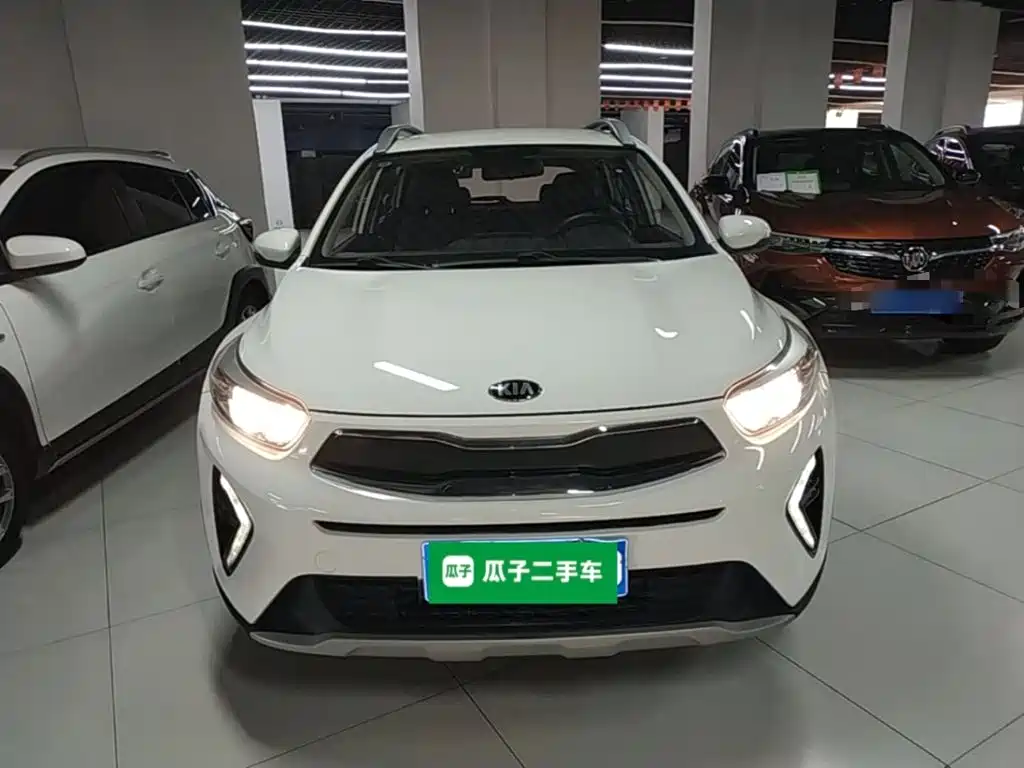Stonic 1.4 L Auto Sport CN-VI