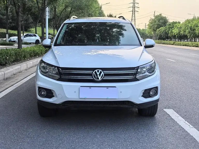 Volkswagen Tiguan 2.0 TSI Comfort