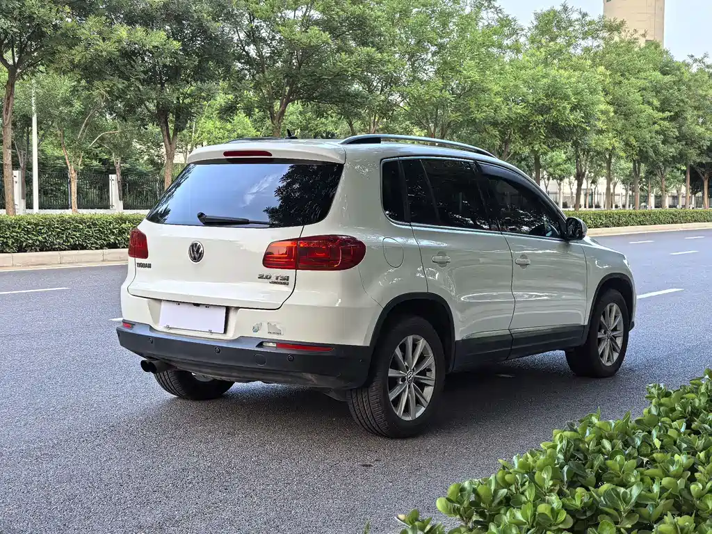 Tiguan 2.0 TSI Comfort