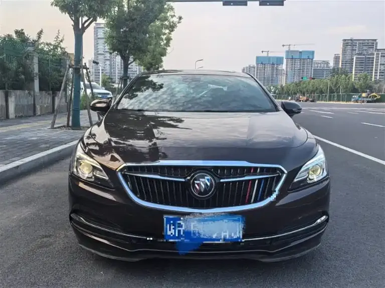 Buick LaCrosse 20 T Luxury