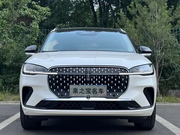 Lincoln Corsair 2.0 T 4 WD Honor Shine