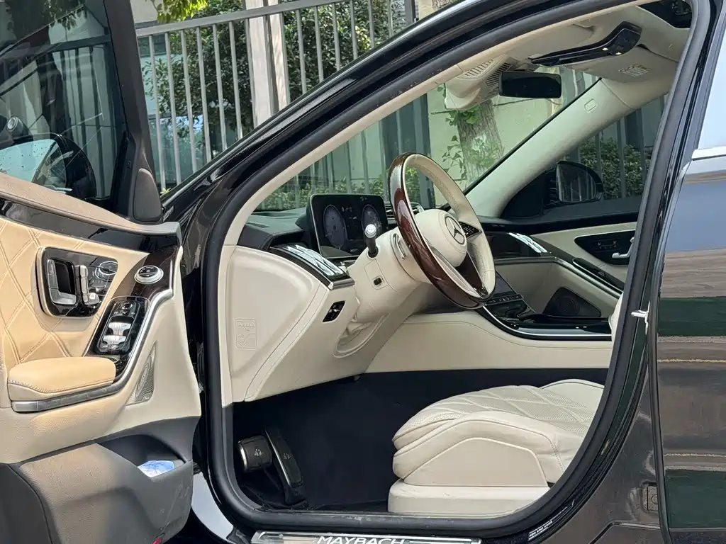 Maybach S-Class S 480 4 MATIC