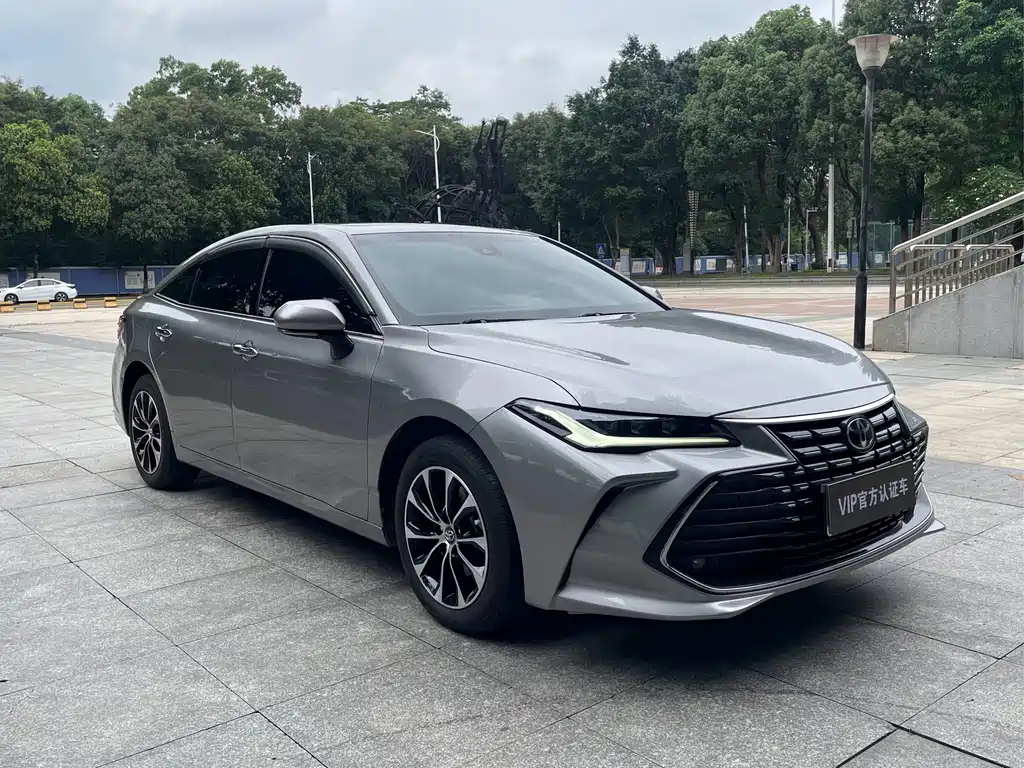 Avalon 2.0 L Luxury