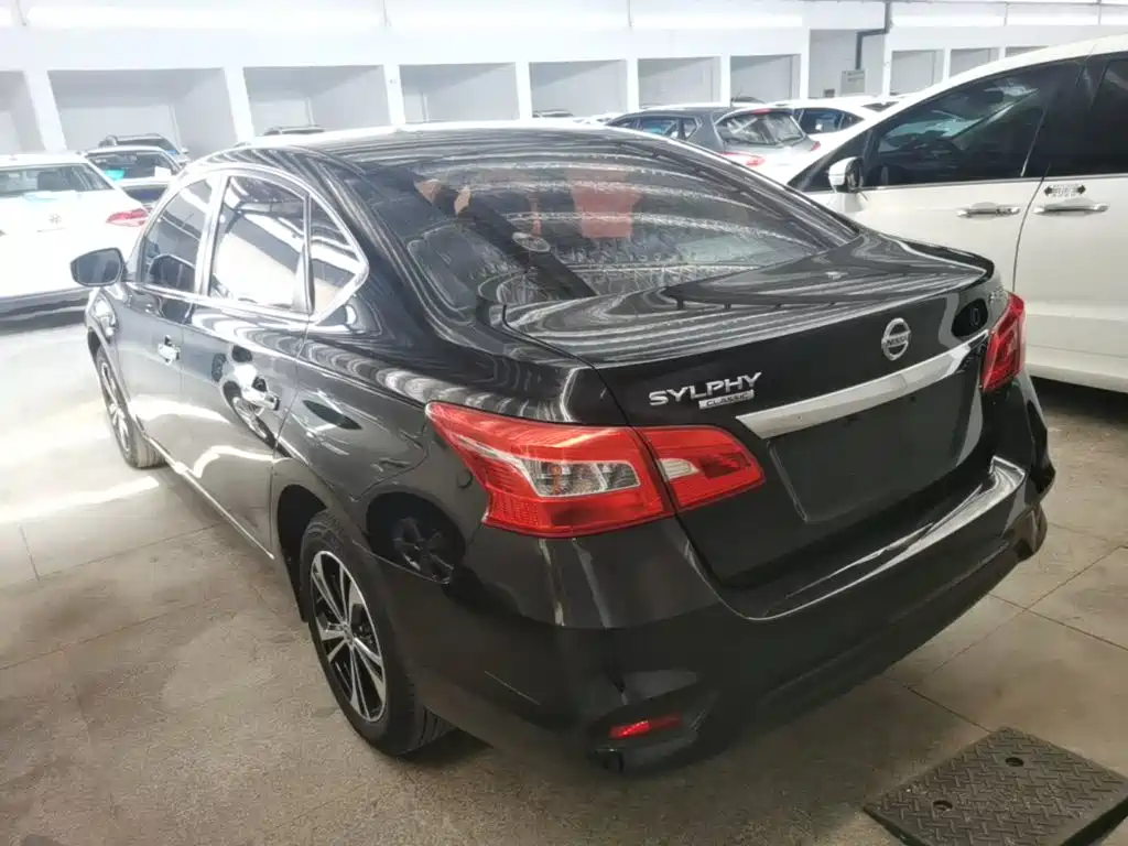 Sylphy Classic 1.6 XE CVT Comfort