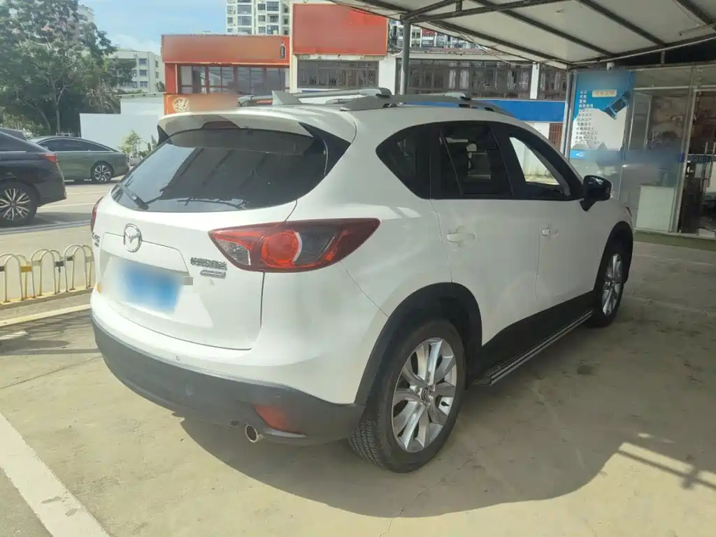 Mazda CX-5 2.5 L Auto 4 WD Luxury