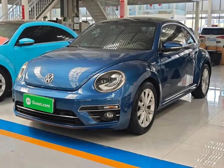 Volkswagen Beetle 180 TSI Style Joy