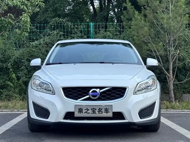 Volvo C30 2.0 L Aktiv Dynamic Shine Package