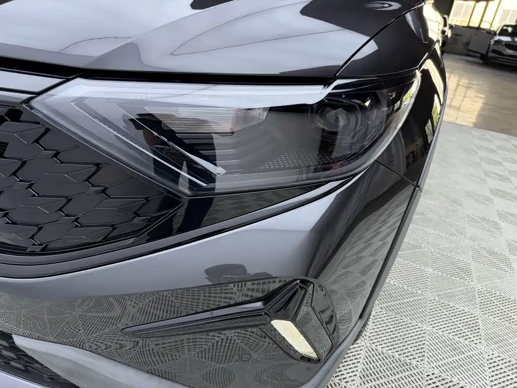 Jetta VS7 捷达VS7 2023款 280 TSI ABT自动悦享限量版