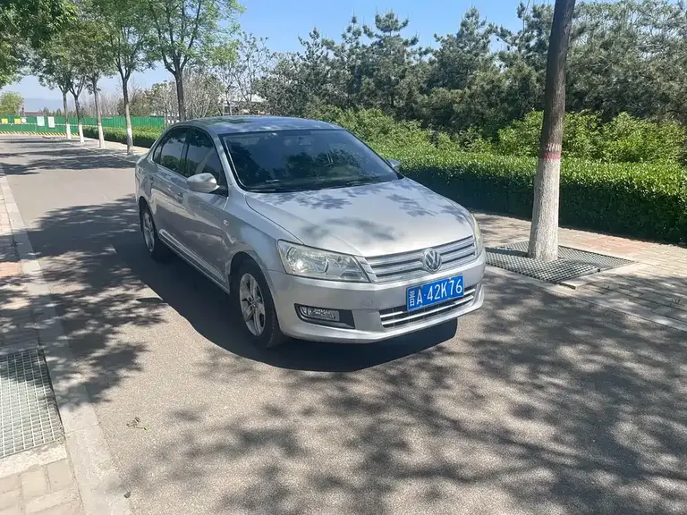 Volkswagen Santana 1.6 L Manual Comfort