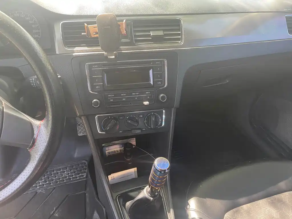 Santana 1.6 L Manual Comfort