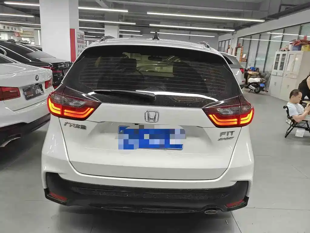 Fit 1.5 L CVT Trend Sport