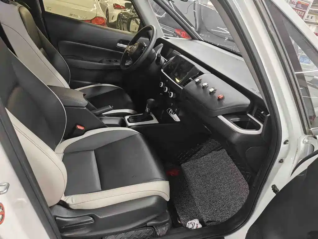 Fit 1.5 L CVT Trend Sport