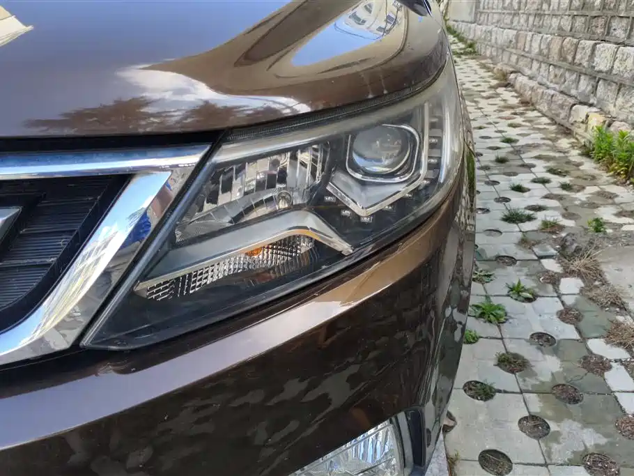 Vision X6 远景X6 2016款 1.8 L 手动尊贵型