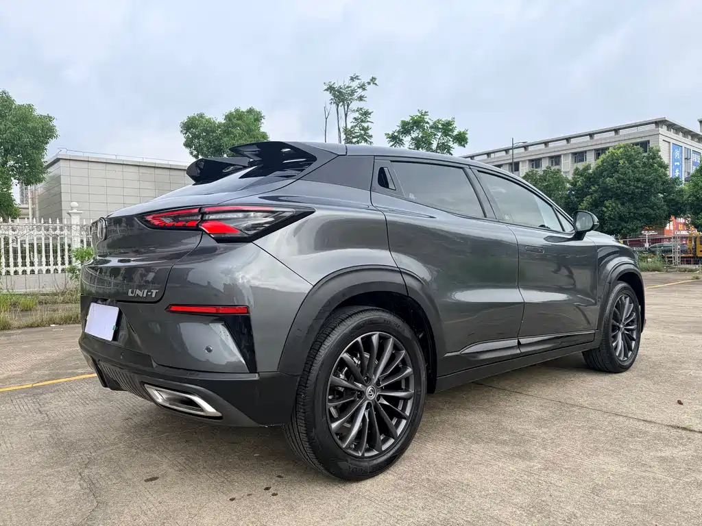 Changan UNI-T 1.5 T Premium