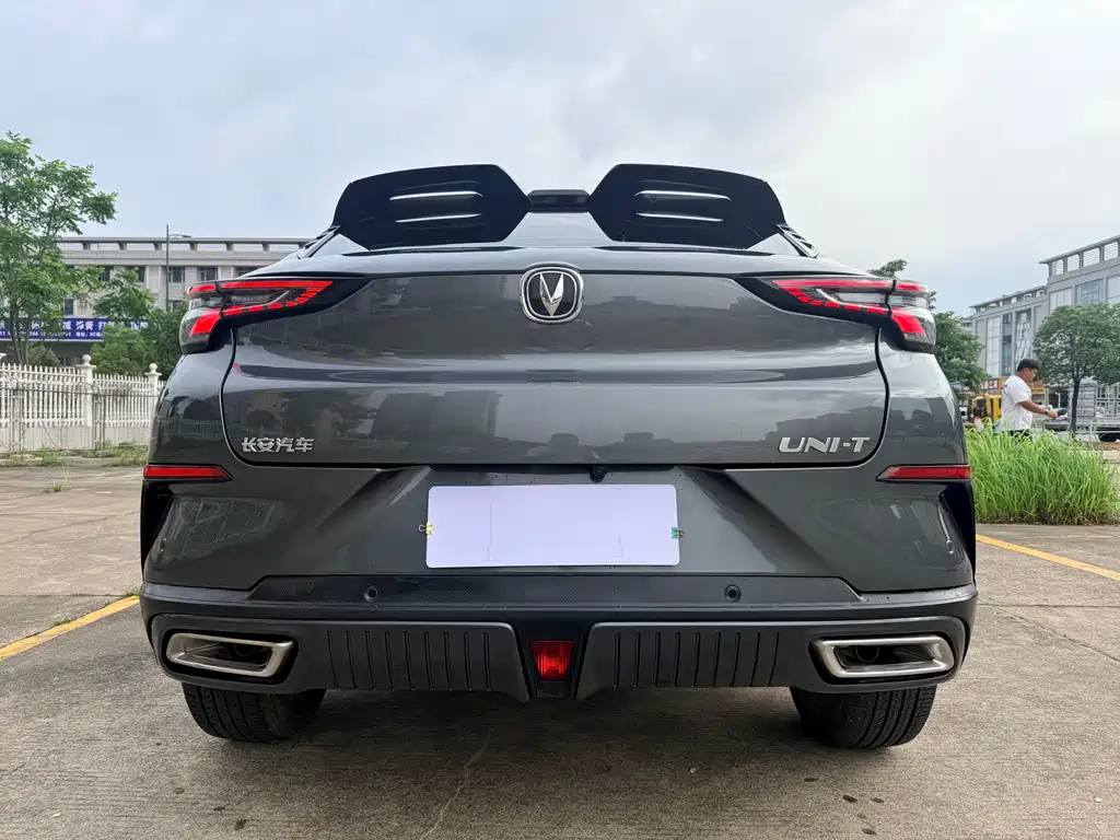 Changan UNI-T 1.5 T Premium