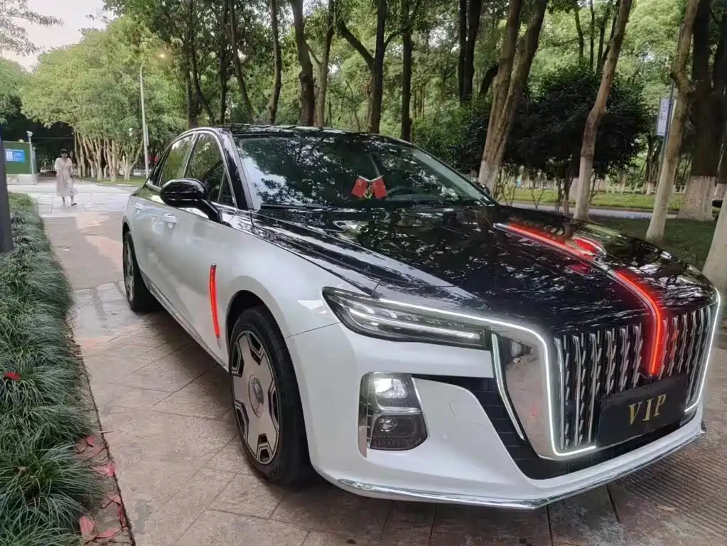 Hongqi H5 1.5 T DCT Connected Flagship Joy
