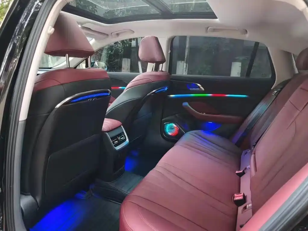 Hongqi H5 1.5 T DCT Connected Flagship Joy