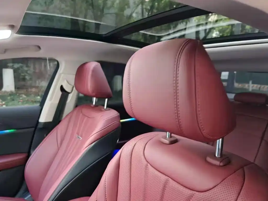 Hongqi H5 1.5 T DCT Connected Flagship Joy