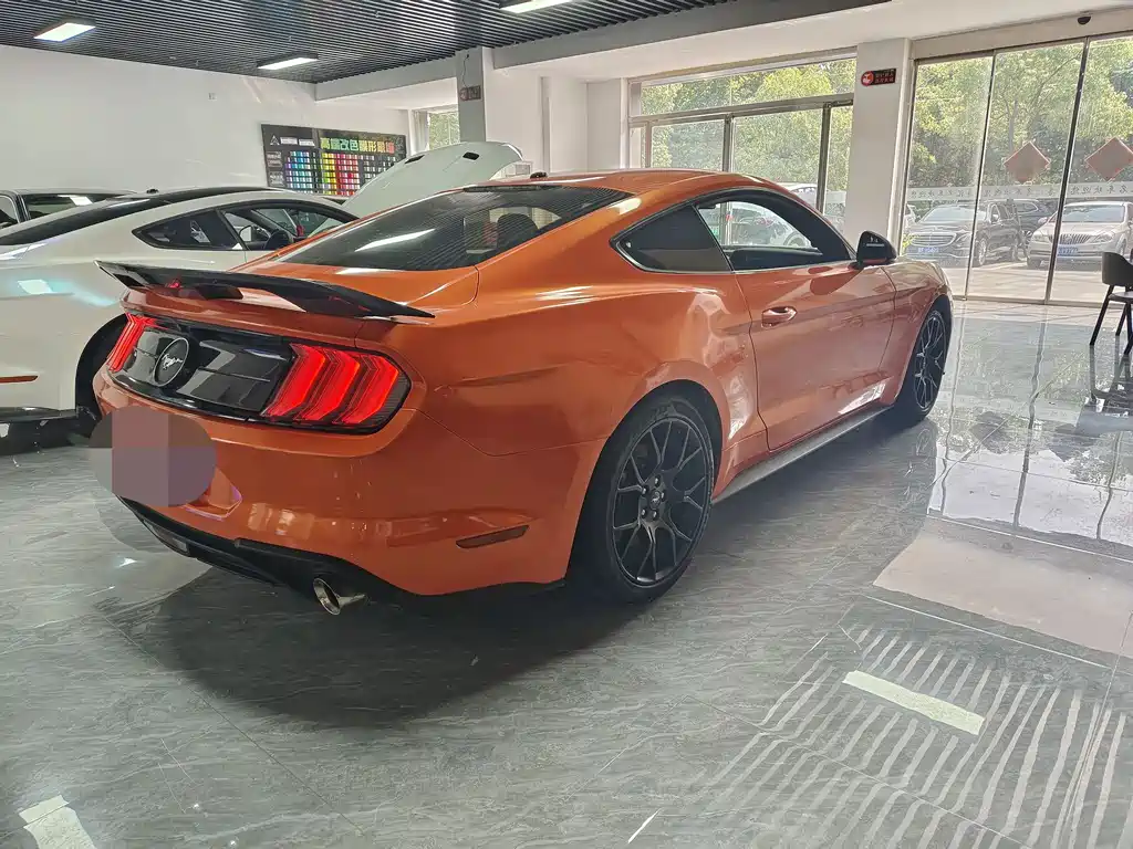 Mustang 2.3 L EcoBoost