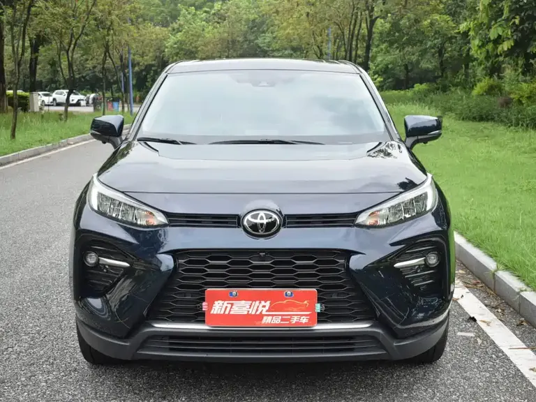 Toyota Wildlander 2.0 L CVT 2 WD Luxury
