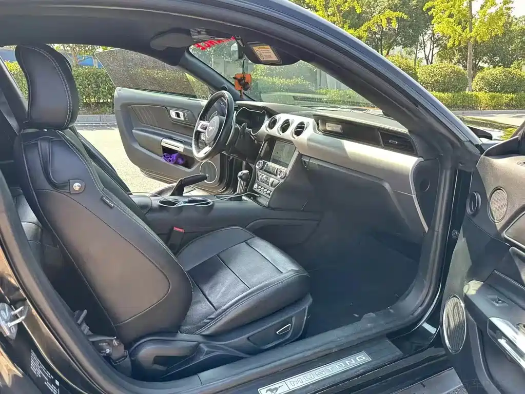Mustang 2.3 L EcoBoost