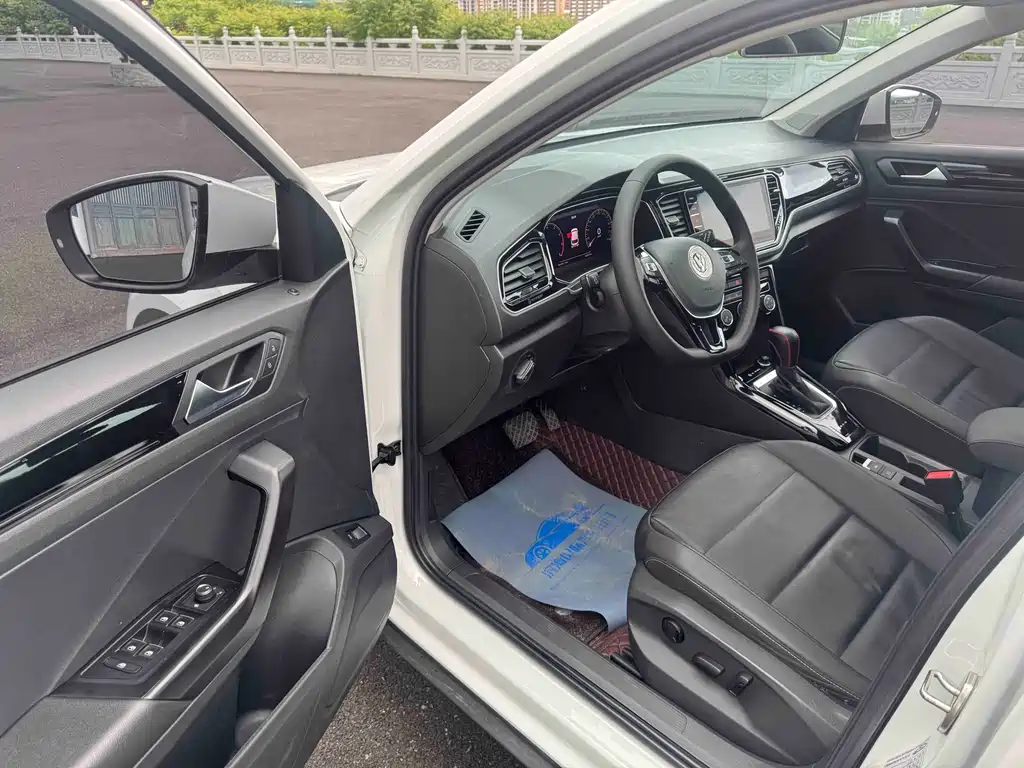 T-ROC 280 TSI DSG 2 WD Comfort Enjoyment PLUS