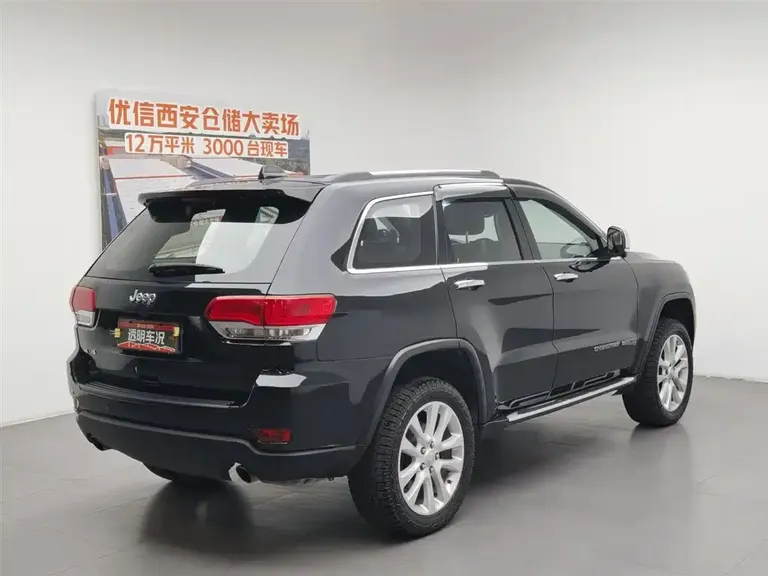 Jeep Grand Cherokee (Import) 大切诺基(进口) 2016款 3.0 L 舒享导航版