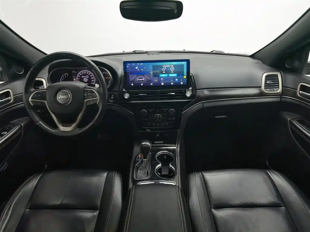 Grand Cherokee (Import) 大切诺基(进口) 2016款 3.0 L 舒享导航版