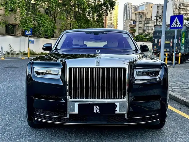Rolls-Royce Phantom 6.7 T LWB Range