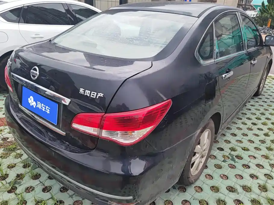 Sylphy Classic 1.6 XE Auto Comfort