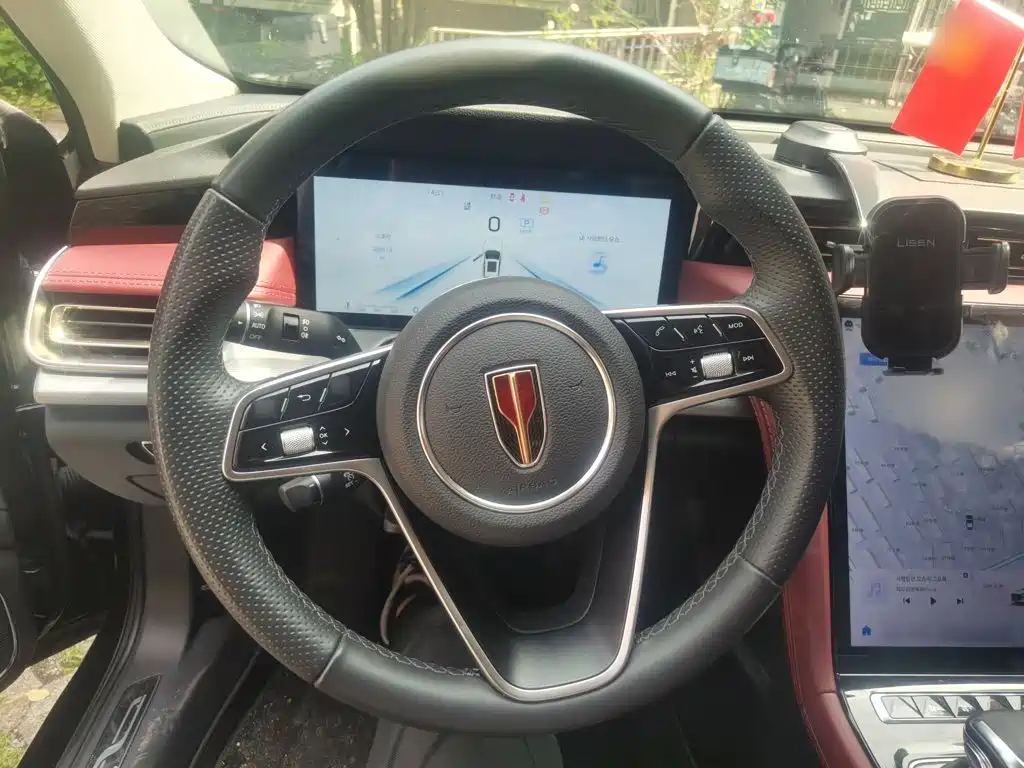 Hongqi H5 2.0 T Auto Connected Flagship