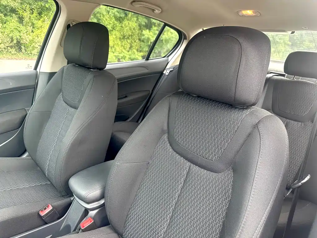 Peugeot 308 Pleasure Classic 1.6 L Auto Superior Style
