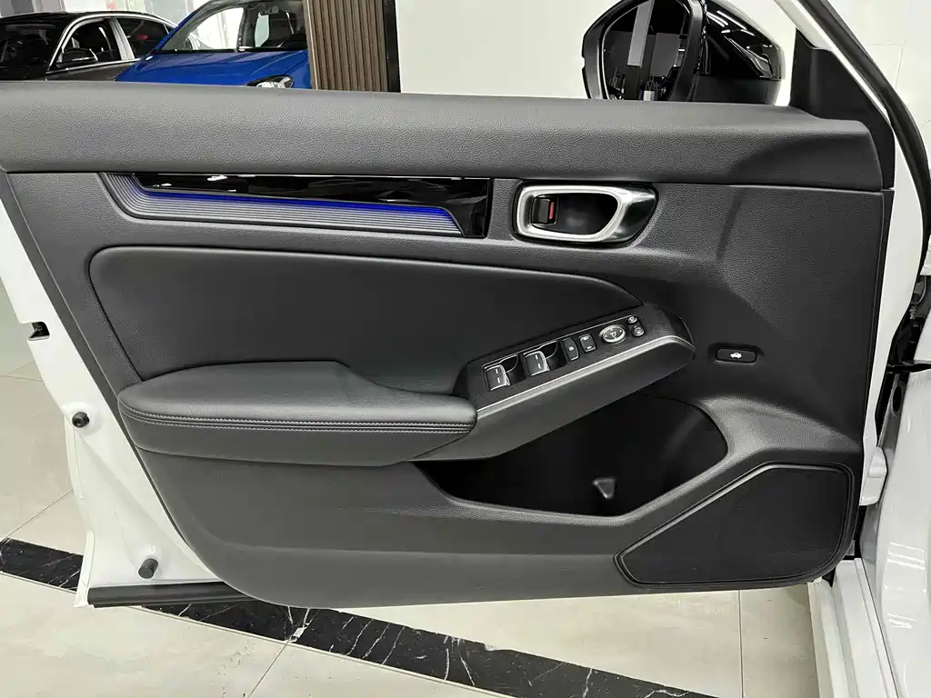 Integra 240 TURBO CVT Smart Enjoyment
