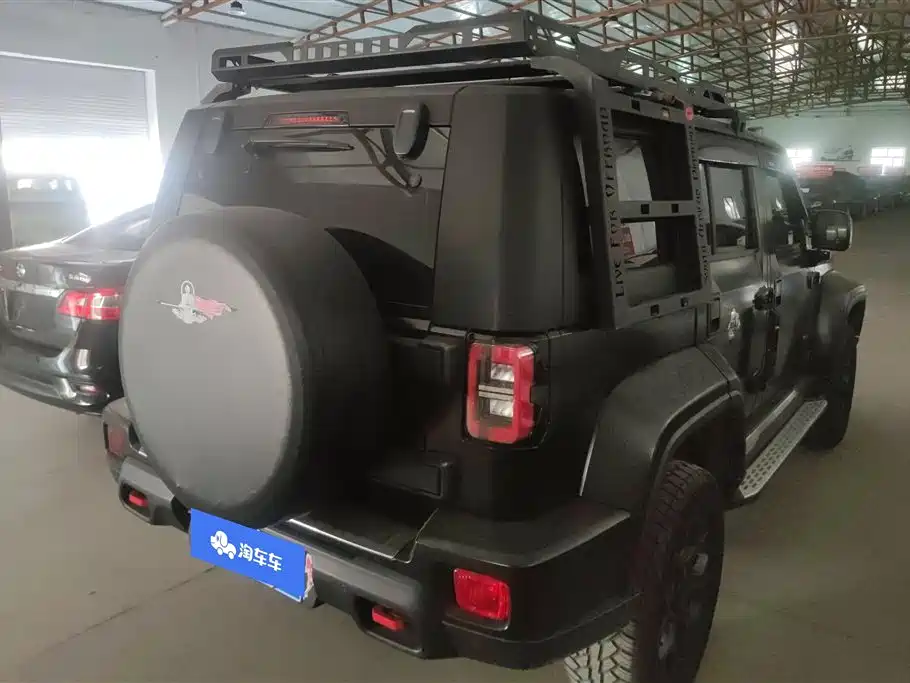 BAIC BJ40 2.0 D Auto 4 WD Blade Hero Swordsman (Front/Rear E-Lock)
