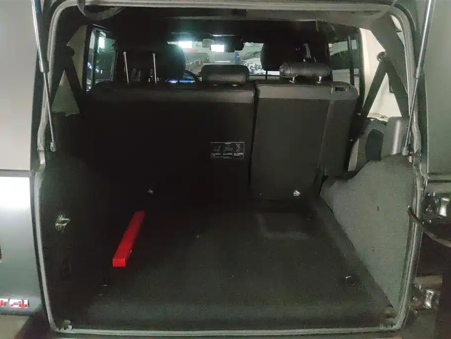 BAIC BJ40 2.0 D Auto 4 WD Blade Hero Swordsman (Front/Rear E-Lock)