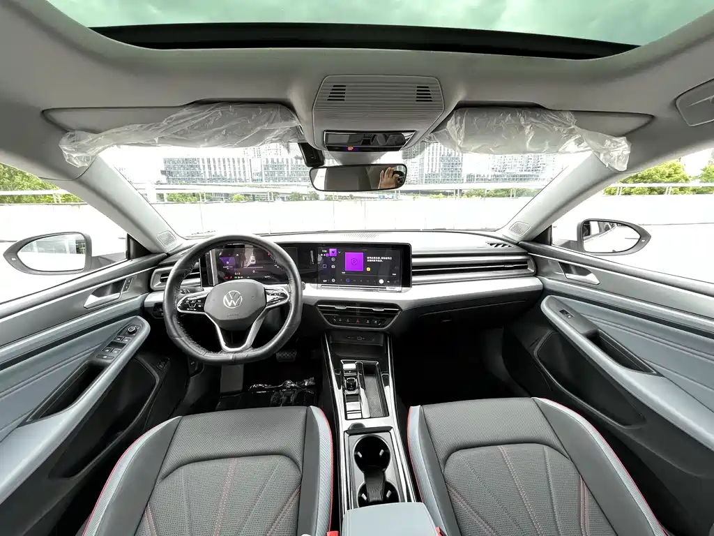 Lamando Lamando L 280 TSI DSG Spicy Cool