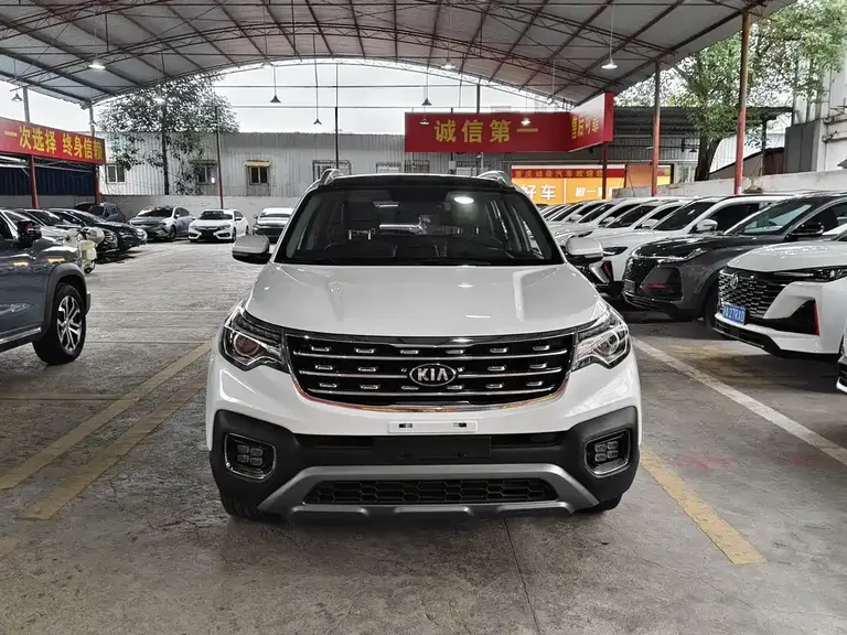 Kia Sportage 2.0 L Auto Smart Enjoyment Luxury