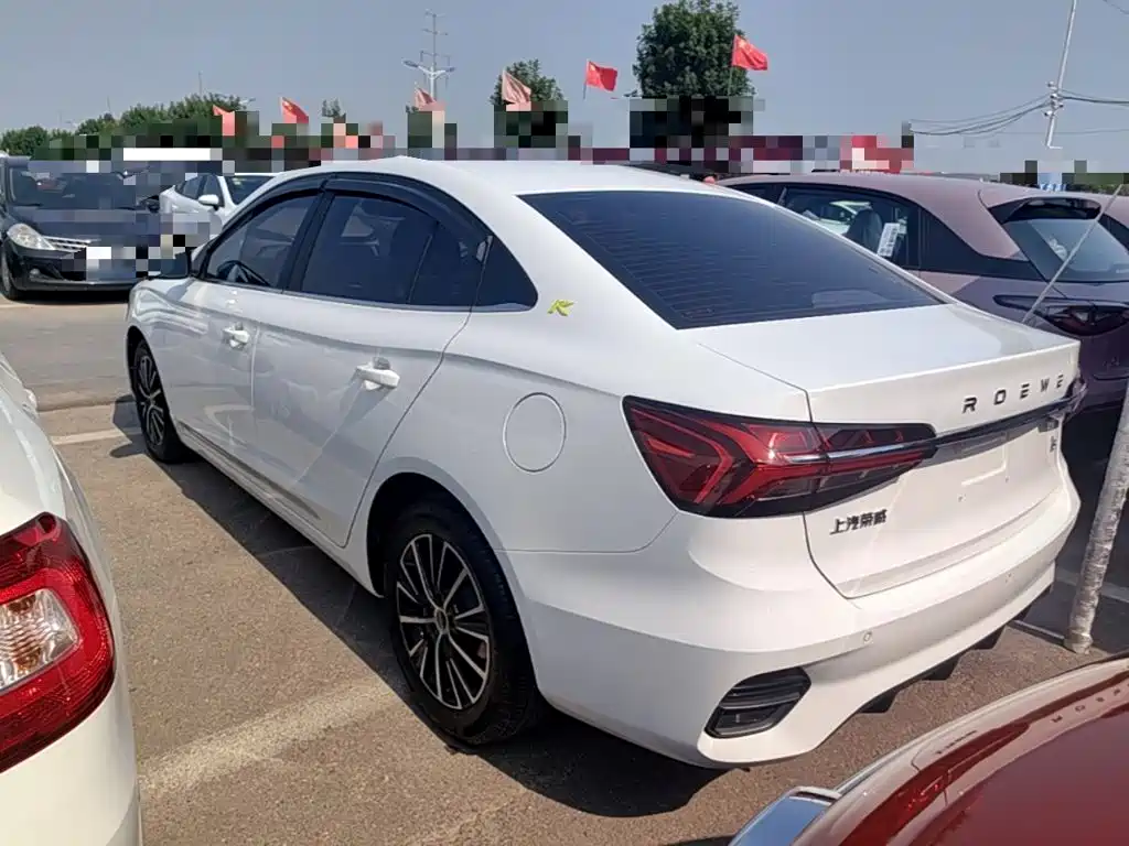 Roewe i5 1.5 L CVT Stellar
