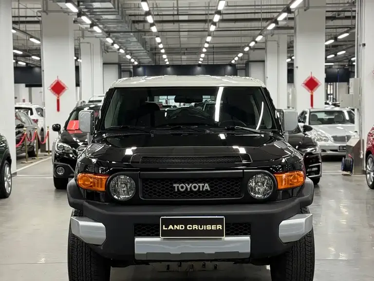 Toyota FJ Cruiser FJ 酷路泽 2011款 4.0 L