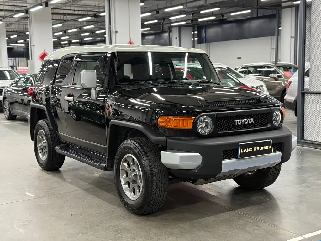 FJ Cruiser FJ 酷路泽 2011款 4.0 L