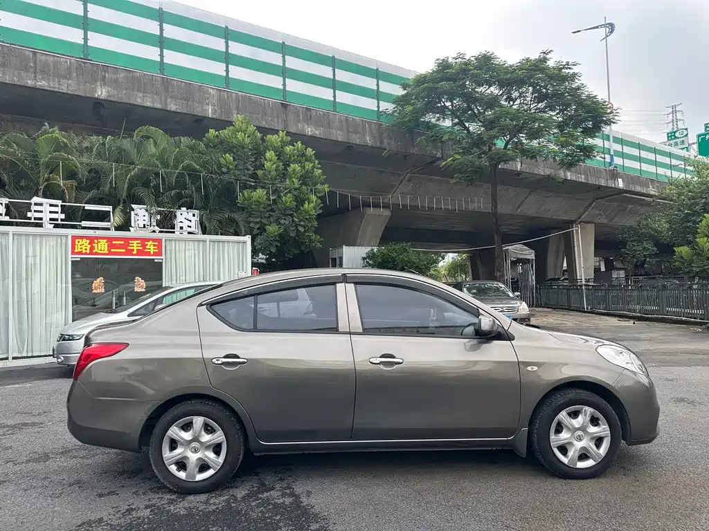 Sunny 1.5 XE CVT Comfort
