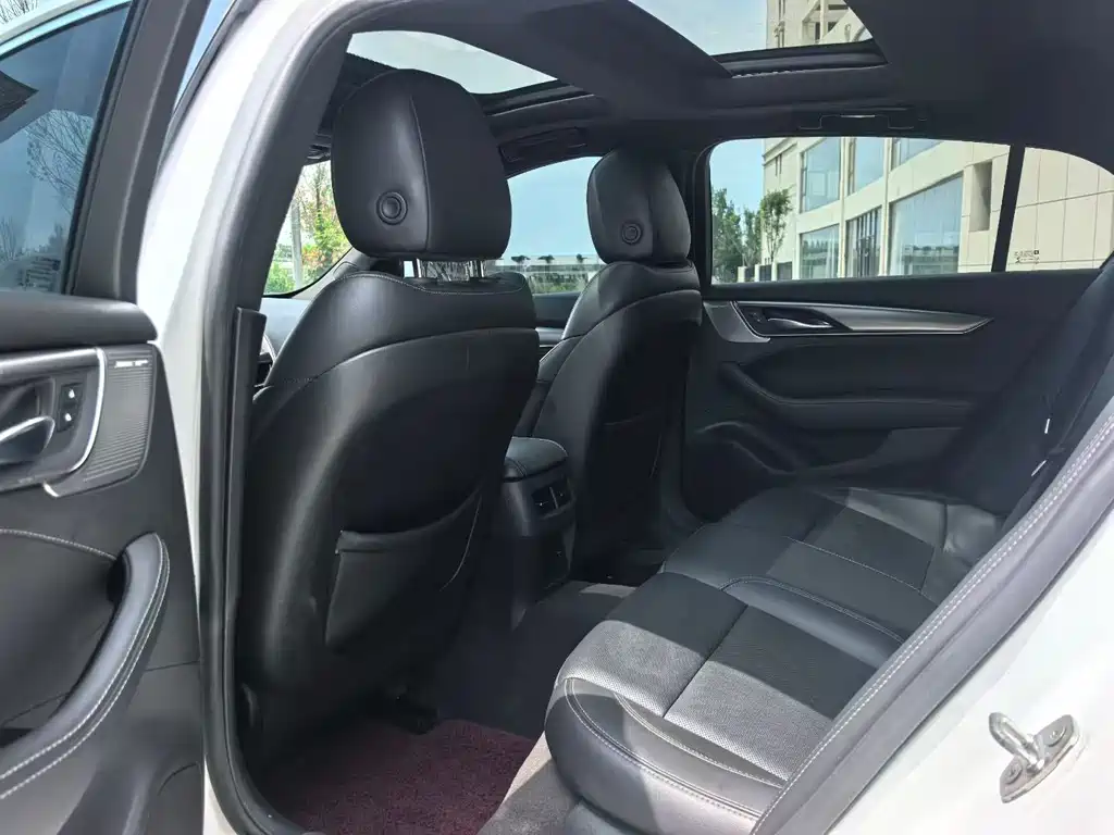 Cadillac CT5 28 T Luxury