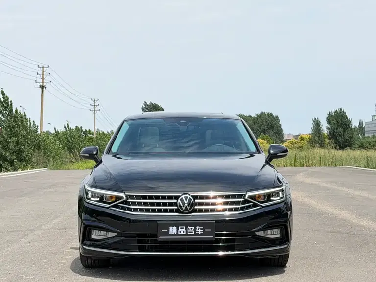 Volkswagen Magotan 200 10 K Commemorative 330 TSI DSG Luxury