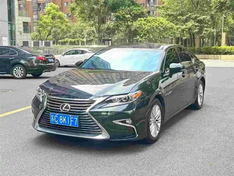 Lexus ES 250 Elegant
