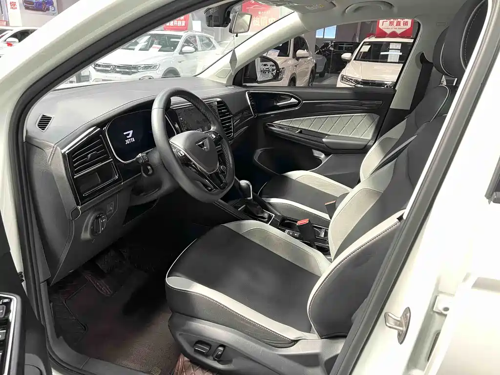 Jetta VS7 280 TSI Auto Highlight Joy