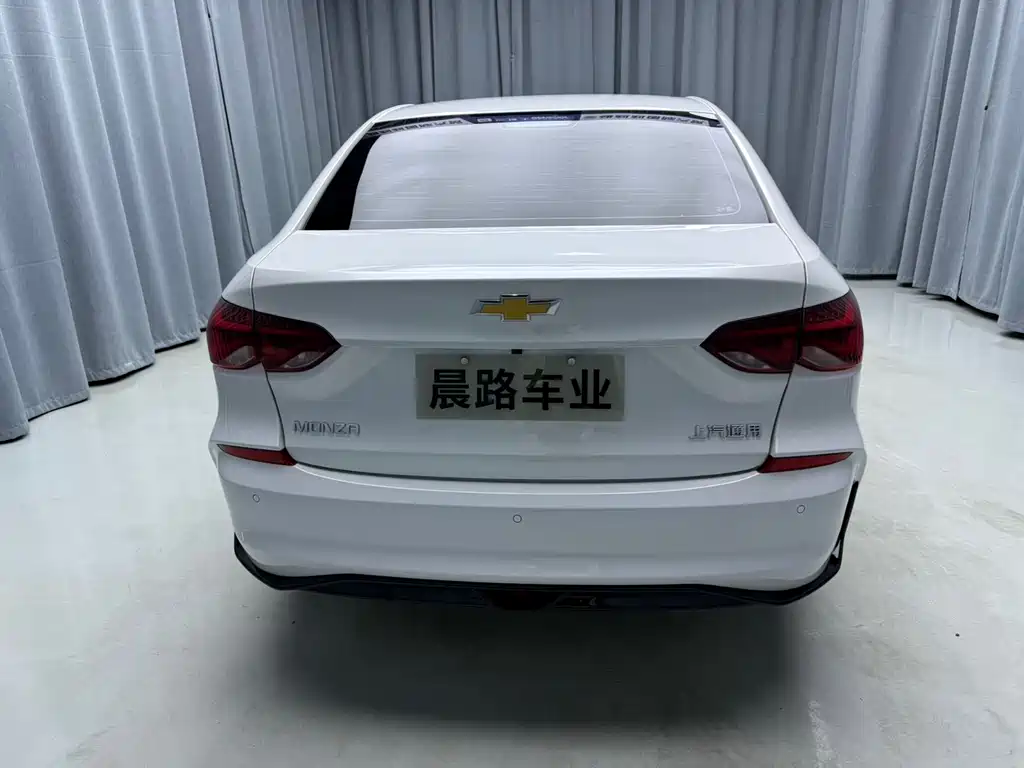 Monza 1.5 L DCT Joy