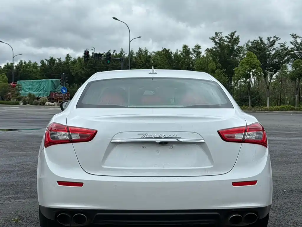 Ghibli 3.0 T Standard