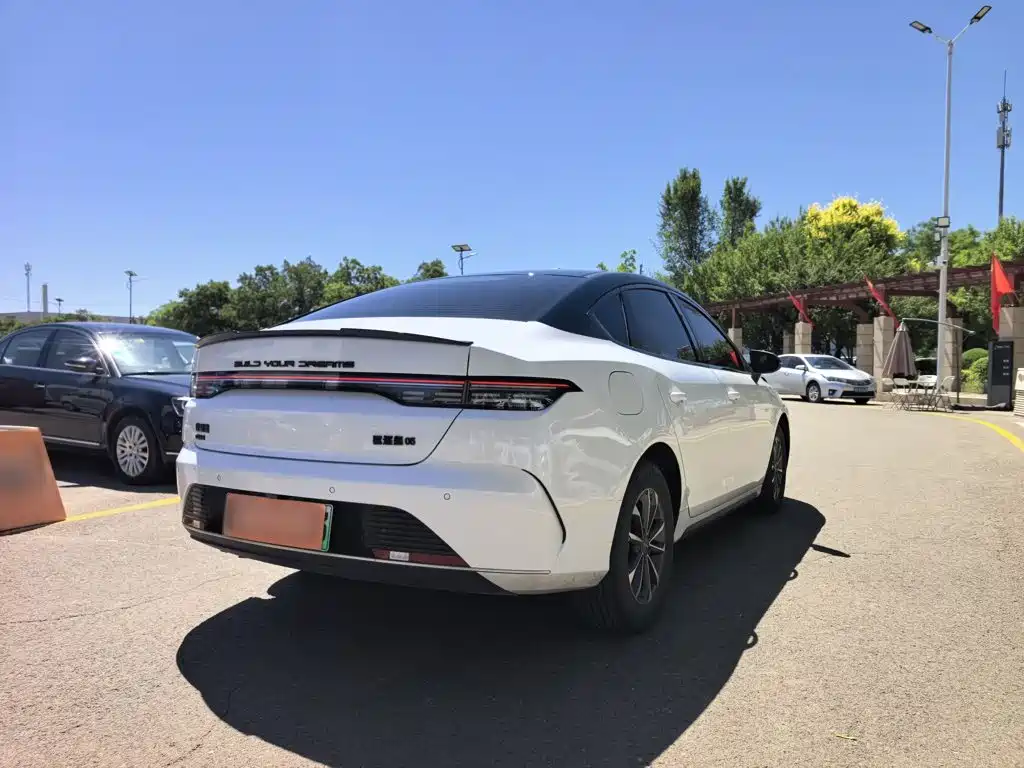 Destroyer 05 Glory DM-i 55 KM Luxury